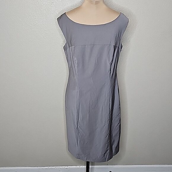 Ann Taylor 8 Stretch Wool Suiting Dress Gray boatneck Sheath - Picture 1 of 8